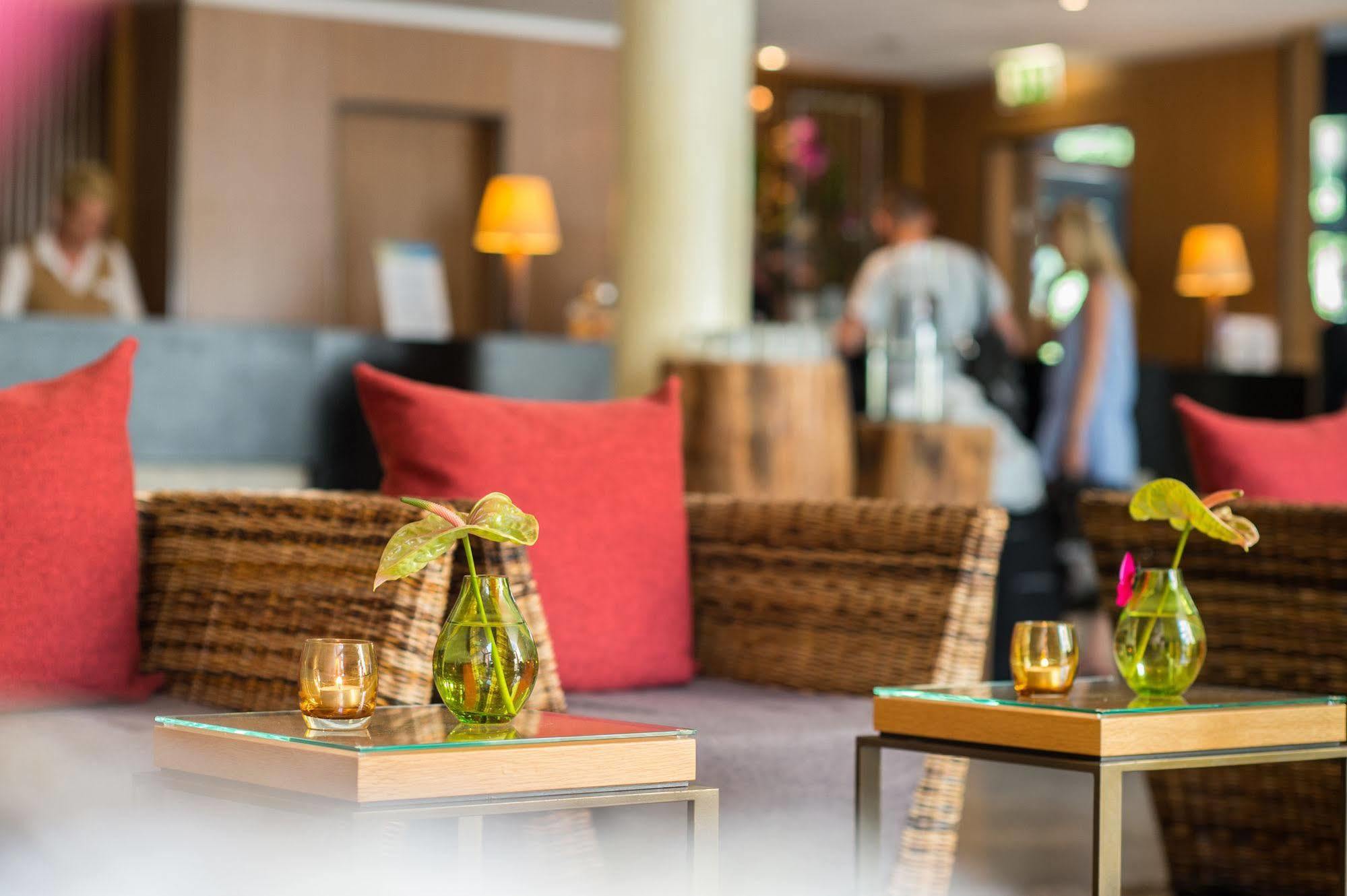 Hotel Esplanade Resort & Spa - Adults Only باد سارو المظهر الخارجي الصورة